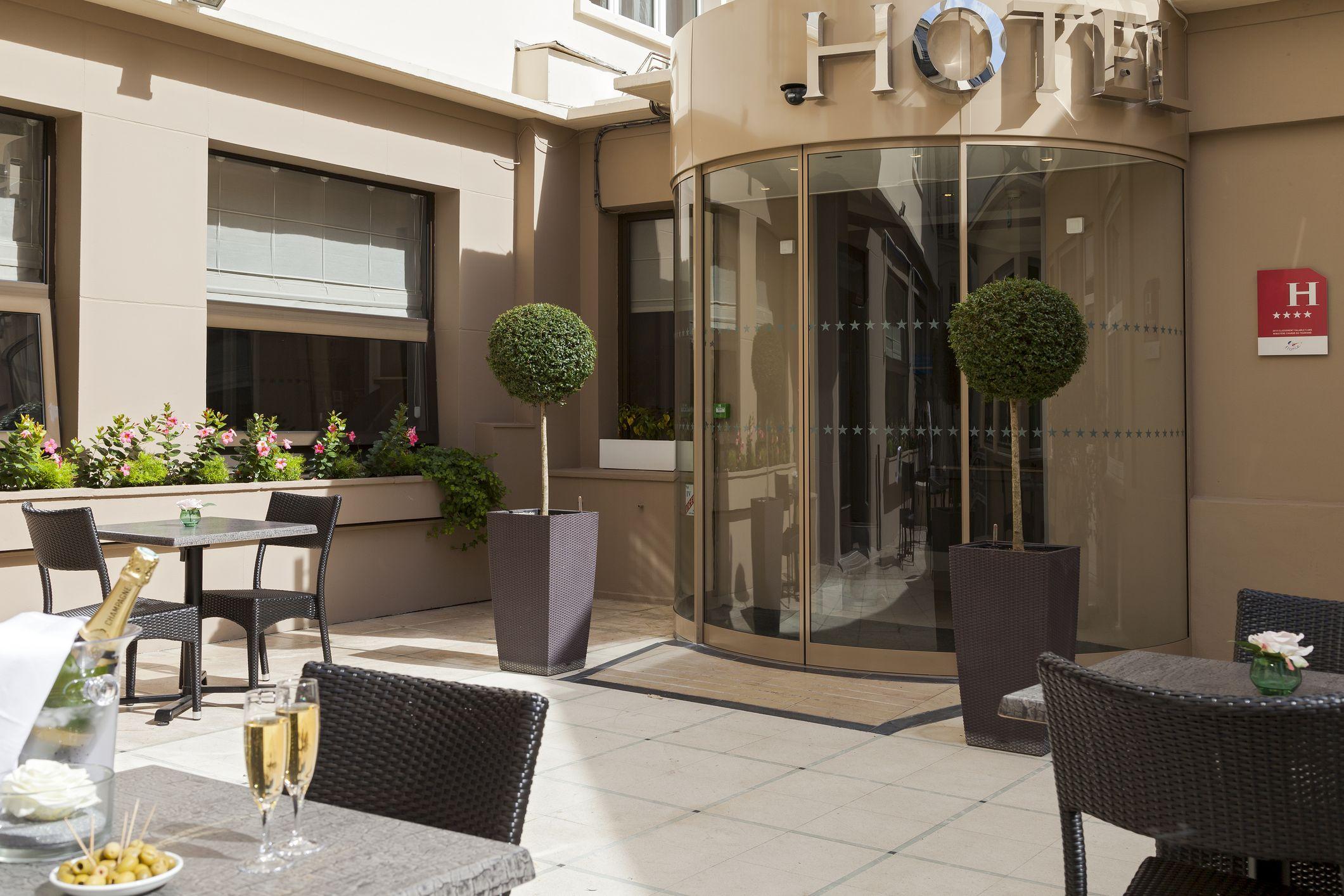 Timhotel Opera Blanche Fontaine Hotel 4*