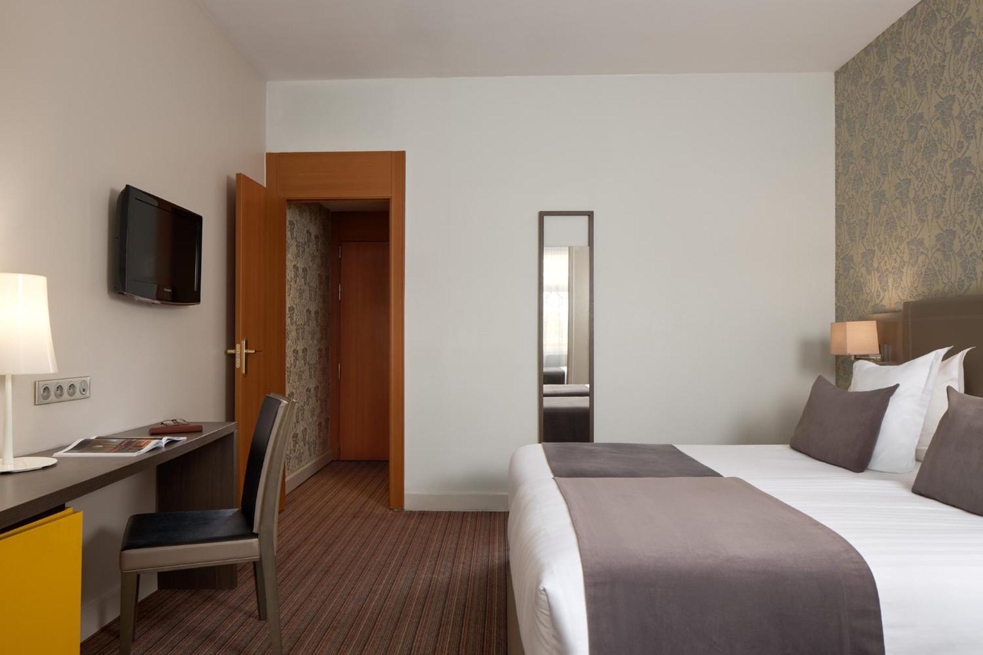 Timhotel Opera Blanche Fontaine 4* Paris