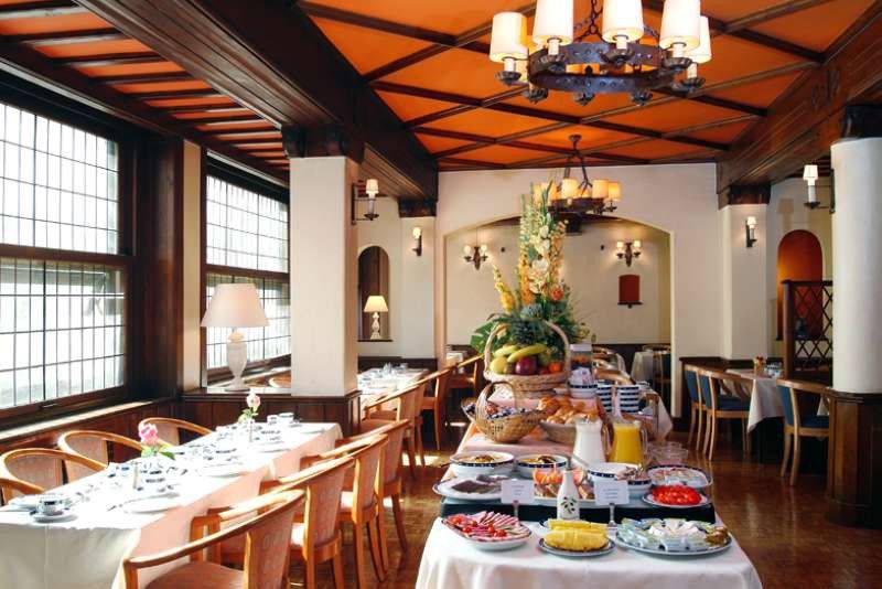 Timhotel Opera Blanche Fontaine 4*